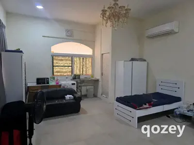 Private room in Al Barsha 1
