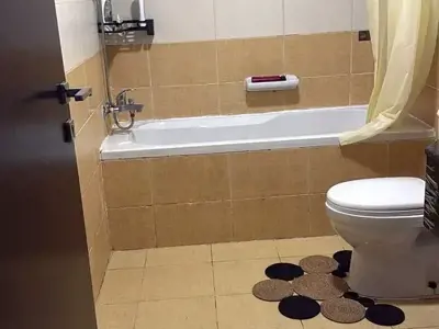 1 Bed Space Available in Furnished Room – Dubai Silicon Oasis