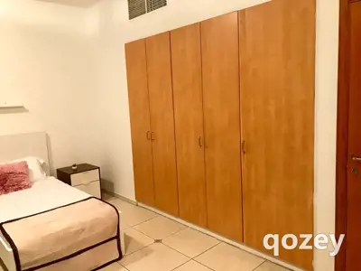 Beautiful Bedspace for Females in Al Karama