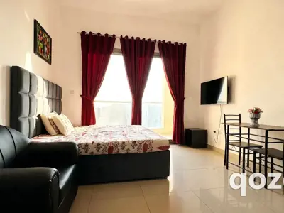 Private room in Dubai Marina