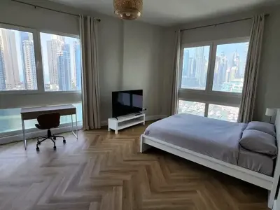 Private room in Dubai Marina