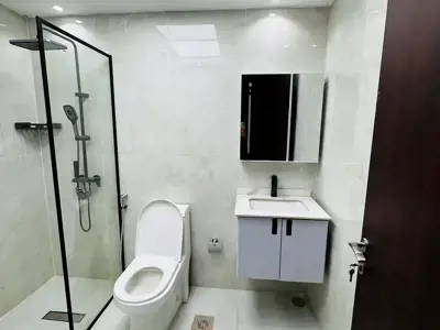 Newly furnished executive private room near Circle Mall
