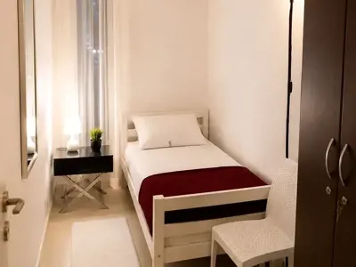 Partition in Al Barsha 1