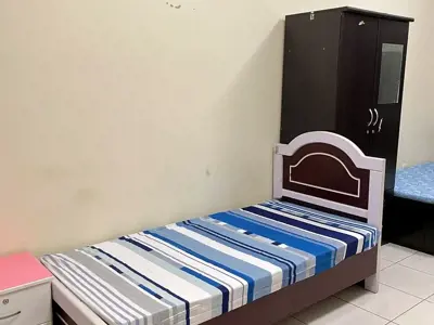 Executive Fully Furnished Bedspace in Al Mankhool