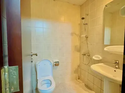 Premium Middle Room Available Near Al Qiyadah Metro Station