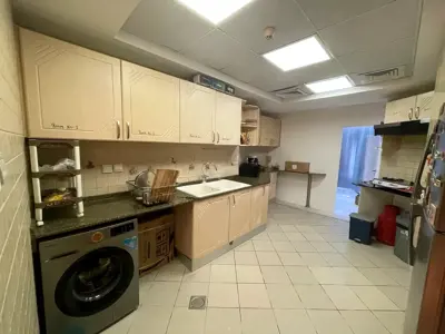 Female Partition Available in Al Barsha 1