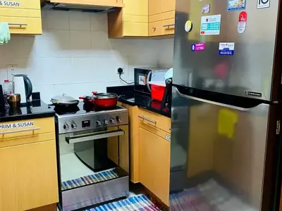 Ladies bed space in DIFC