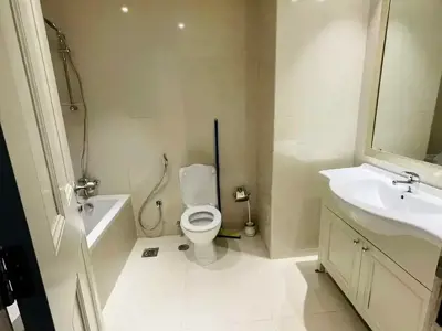 Family Furnished Master Bedroom in DIP-1