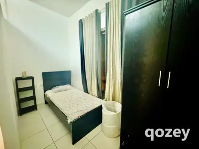 Room With Partition for Executive Ladies