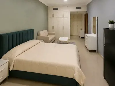 Master room available in Al Mankhool