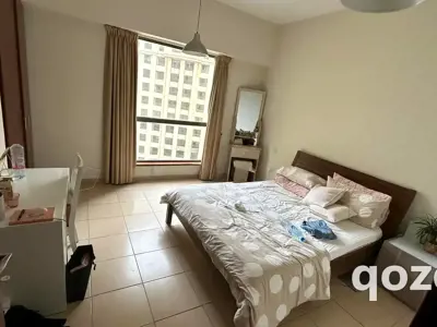 Huge Bright Room in JBR
