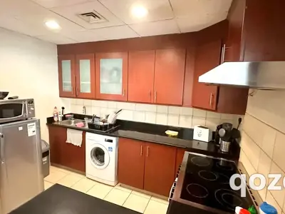 Huge Bright Room in JBR