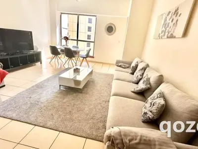 Huge Bright Room in JBR