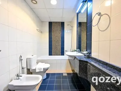 Private Room in Al Mankhool