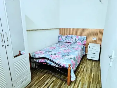 Partition in International City