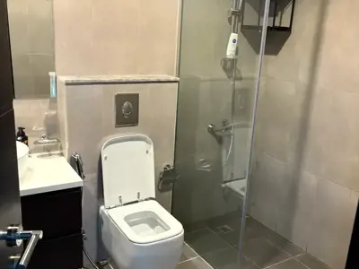 Room With Partition in Business Bay