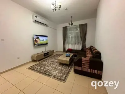 Private Room in Mazaya 27, Queue Point