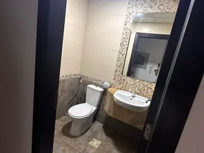 Private Room in Mazaya 27, Queue Point