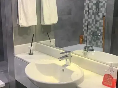 Luxury Partition for Solo Couples in Business Bay