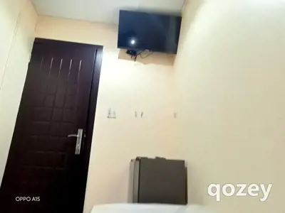 Partition Room for Bachelor in Al Qusais
