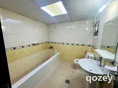 Master Bed Room Available Near Metro Station