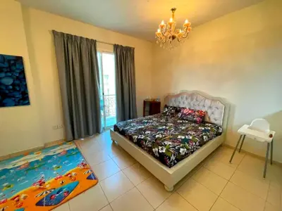 Private room in International City
