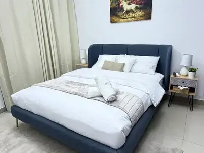 Private room in Dubai Marina