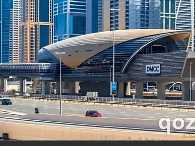 Room With Partition in Dubai Marina