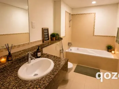 Luxury bed space in Dubai Marina