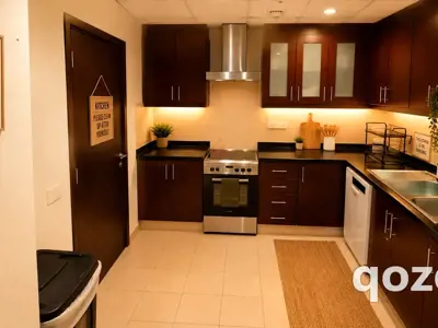 Luxury bed space in Dubai Marina