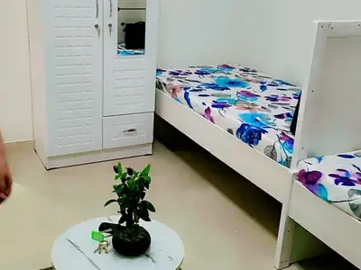 Bedspace in Al Rigga