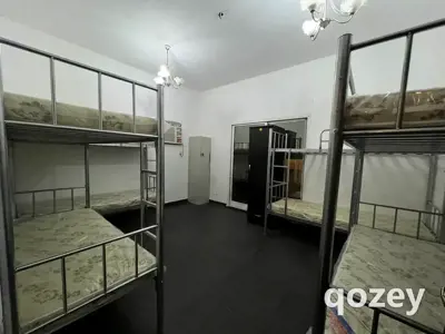 Girls Bed Space Near Metro Station