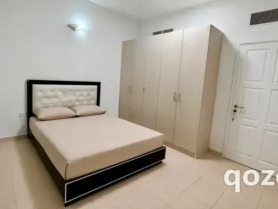 Private room in Hor Al Anz