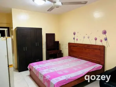 Private Room in Al Muteena