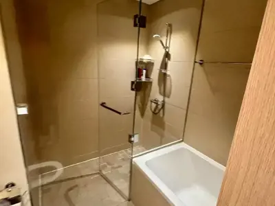Master Bedroom for Rent in Corniche Deira