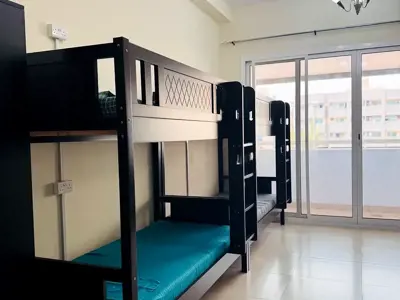 Ladies bed space in Hor Al Anz East