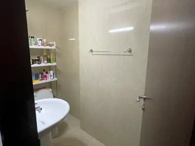 Ladies bedspace in Al Muraqqabat
