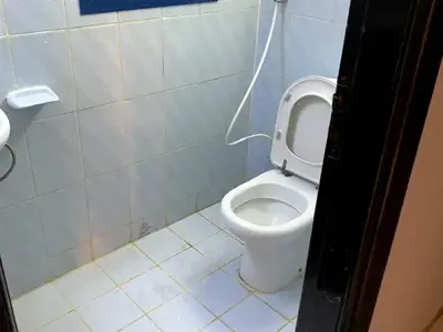 Fully Furnished Master Bedroom in Bur Dubai