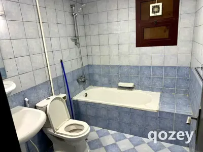Fully Furnished Bed Space in Al Karama