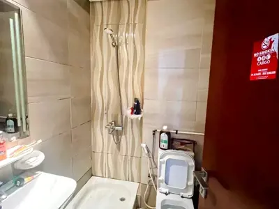 Brand New Studio Available for Family Near Metro
