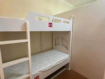 Ladies bed space in Al Barsha 1