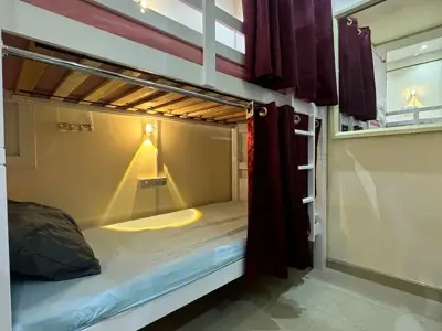 Bedspace in Al Barsha 1