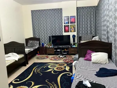 Bedspace in Al Barsha 1