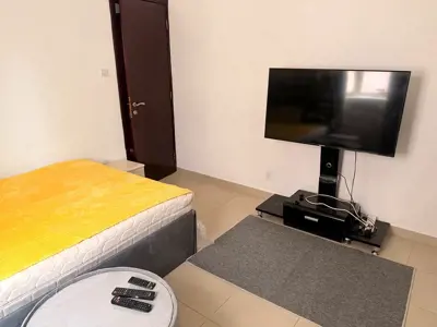Master room in Al Barsha 1