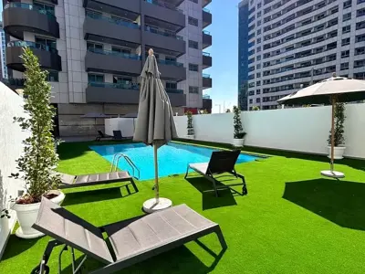 Room With Partition in Dubai Marina