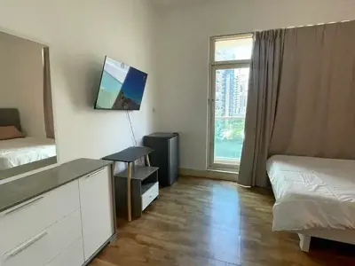Spacious Master Room for Rent in Dubai Marina