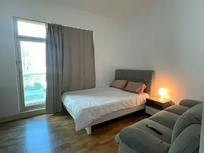 Private room in Dubai Marina
