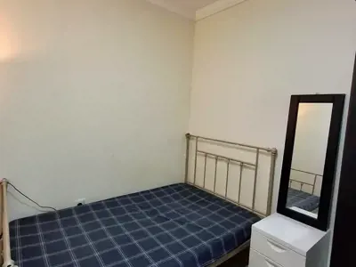 Private room next to tram in Dubai Marina