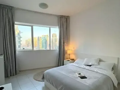 Private room in Dubai Marina