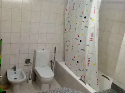 Room With Partition in Discovery Gardens
